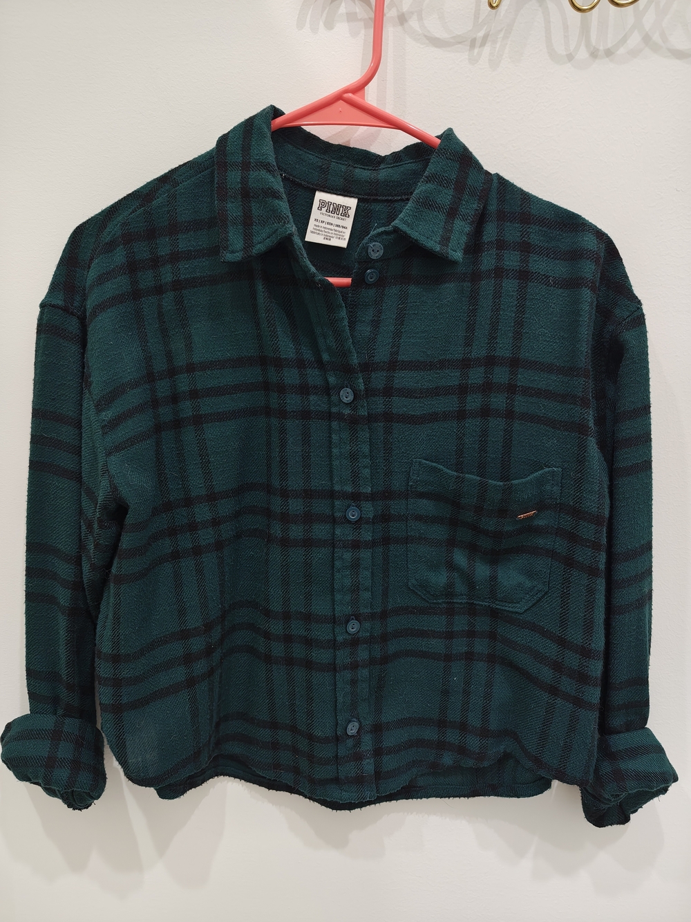 VS Pink Women's Cropped Green Plaid Flannel Button-Front Shirt